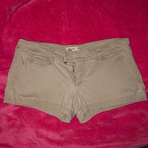 American Eagle khaki shorts